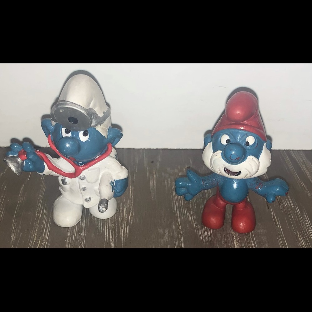 Vintage 1978 Smurf Figurines. Papa Smurf Doctor Smurf